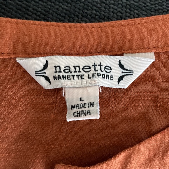 Every Day, Nanette Leonore  Button Down TOP,   SIZE Large - Picture 2 of 3